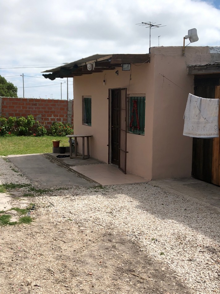 Casa con 3 dtos. a metros del Mar. Felix Up. Camet