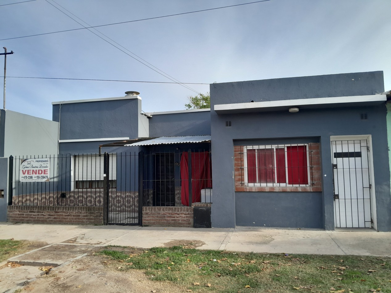 Casa 3 Ambientes con Dto. al frente, mismo lote. El Gaucho