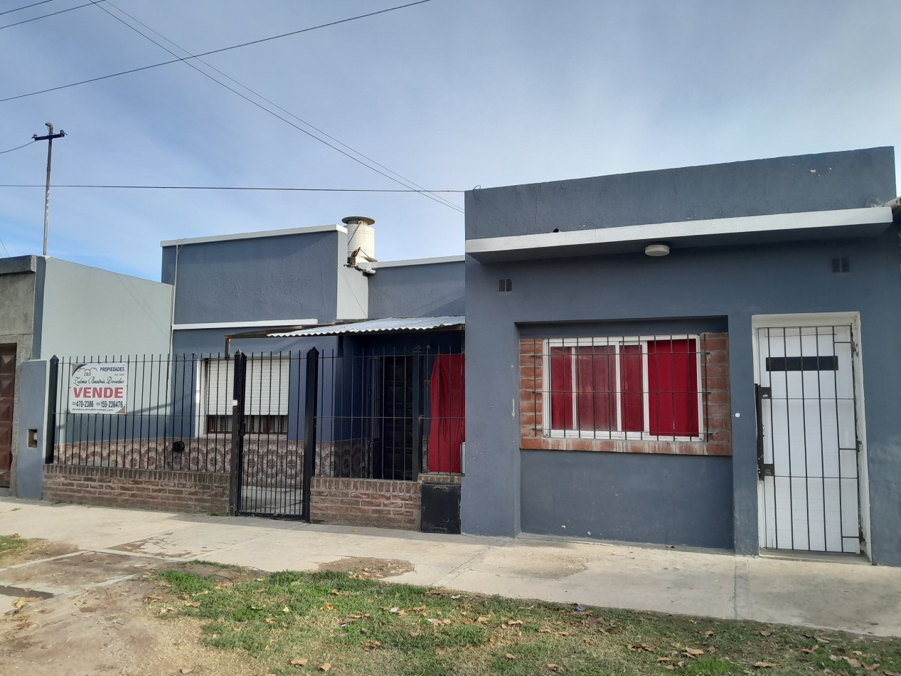 Casa 3 Ambientes con Dto. al frente, mismo lote. El Gaucho
