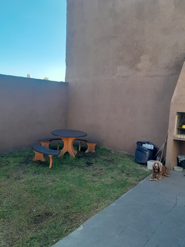 Casa en PH, 3 Amb. C/Patio. Zona Villa Loudes