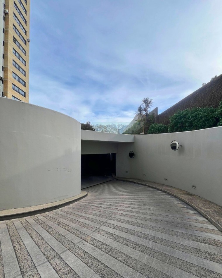 4 Ambientes, C/Coch. Edif. Torres del Golf. Playa Grande