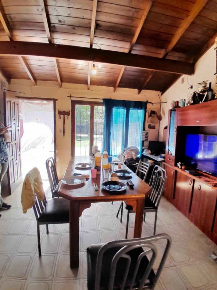 Chalet 3 Amb. Garaje quincho. ¡¡OPORT!! Namuncura al 2200