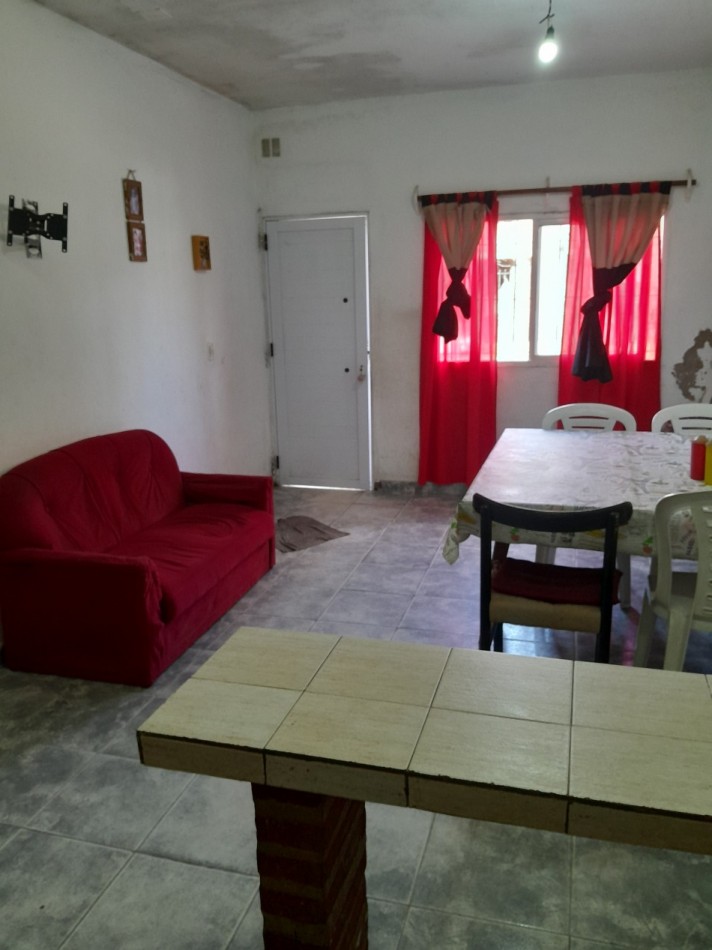 Casa 3 Ambientes con Dto. al frente, mismo lote. El Gaucho