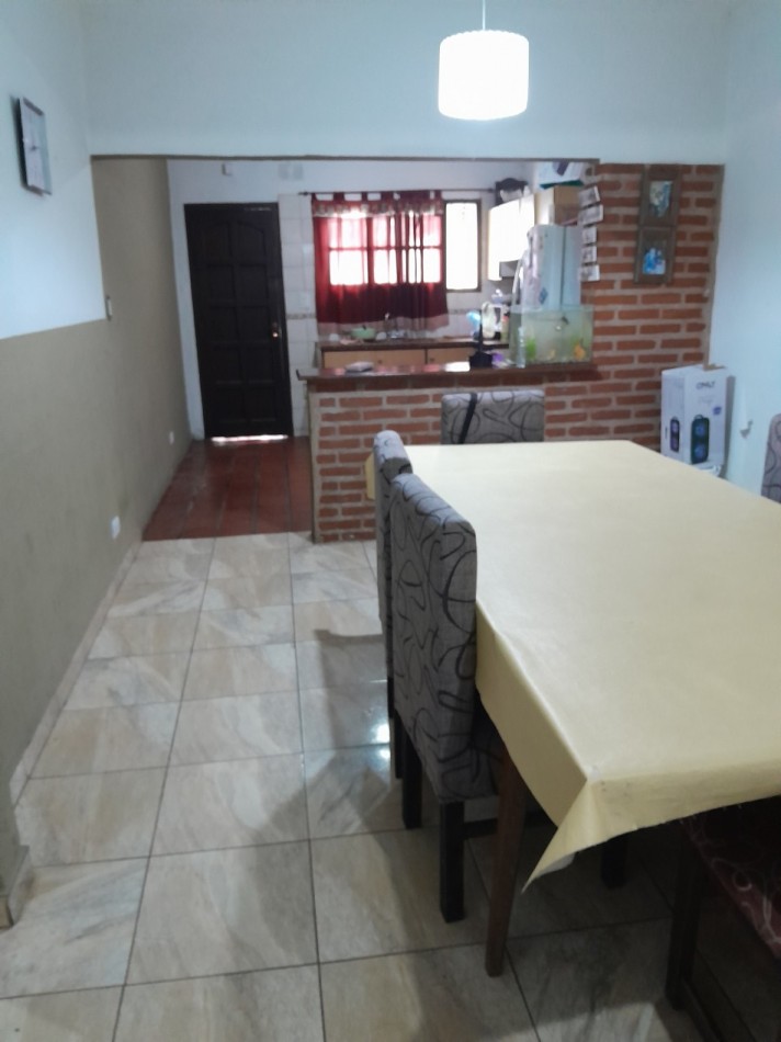 Casa 3 Ambientes con Dto. al frente, mismo lote. El Gaucho