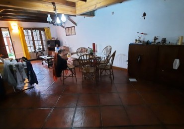 Chalet 3 Amb. + Dto. ideal 2 familias o renta. Barrio Camet