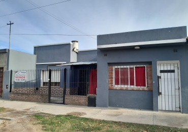 Casa 3 Ambientes con Dto. al frente, mismo lote. El Gaucho