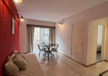 2 Amb. 1/2. C/Balcon a la calle. Zona Plaza Colon