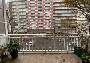 4 Ambientes C/Dependencia, a la calle con balcon aterrazado. Zona Torreon