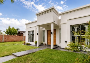 Casa 3 Ambientes, Moderno diseño. Lote 680M2. Mar de Ajo, Partido de la Costa